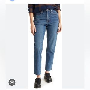 Madewell Straight-Leg Jeans in Medium Blue